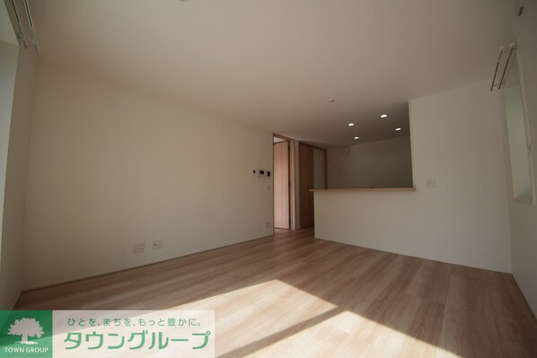 大野町2丁目戸建貸家の物件内観写真